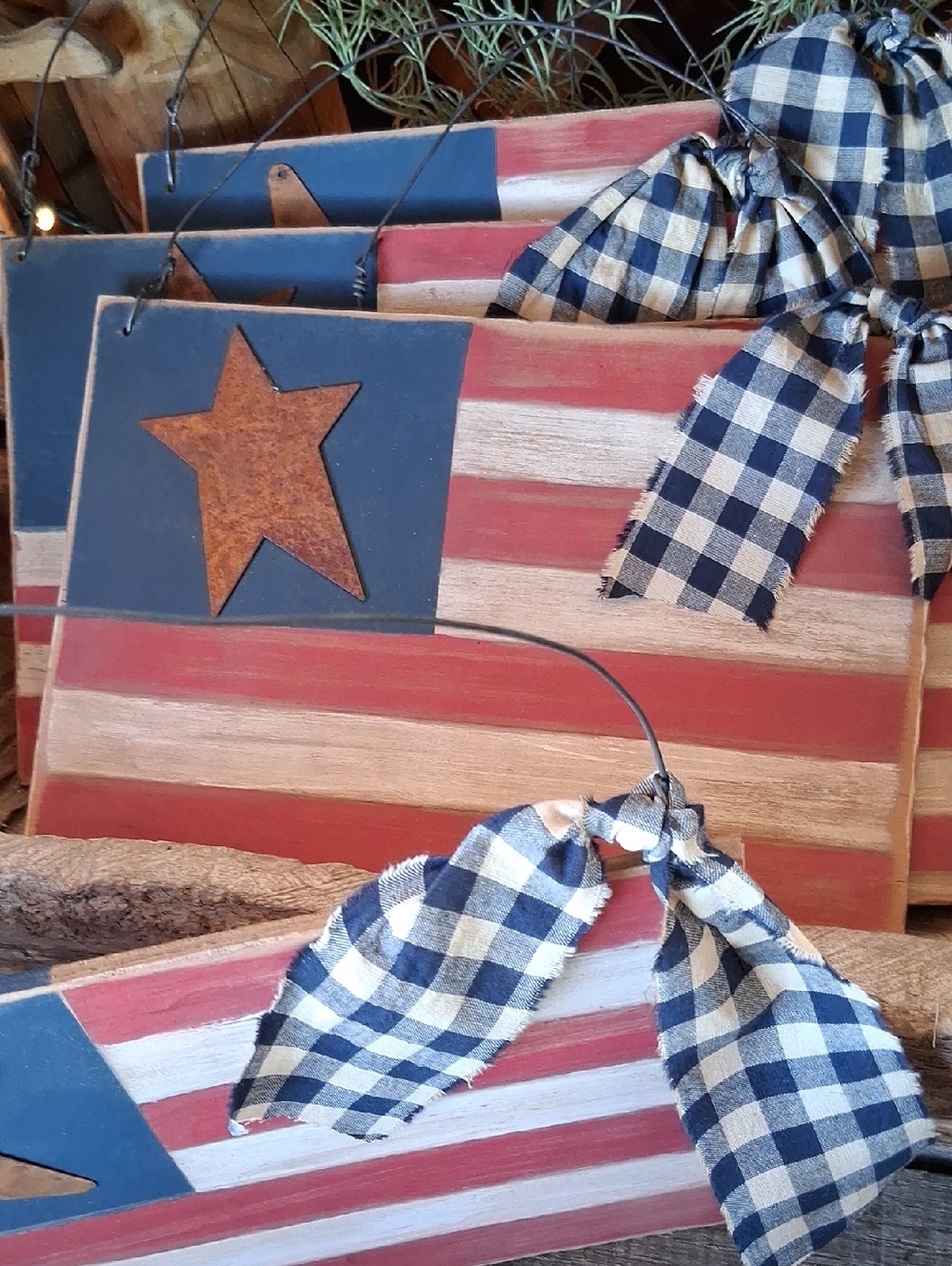 Primitive Flag - Picture 3 of 3
